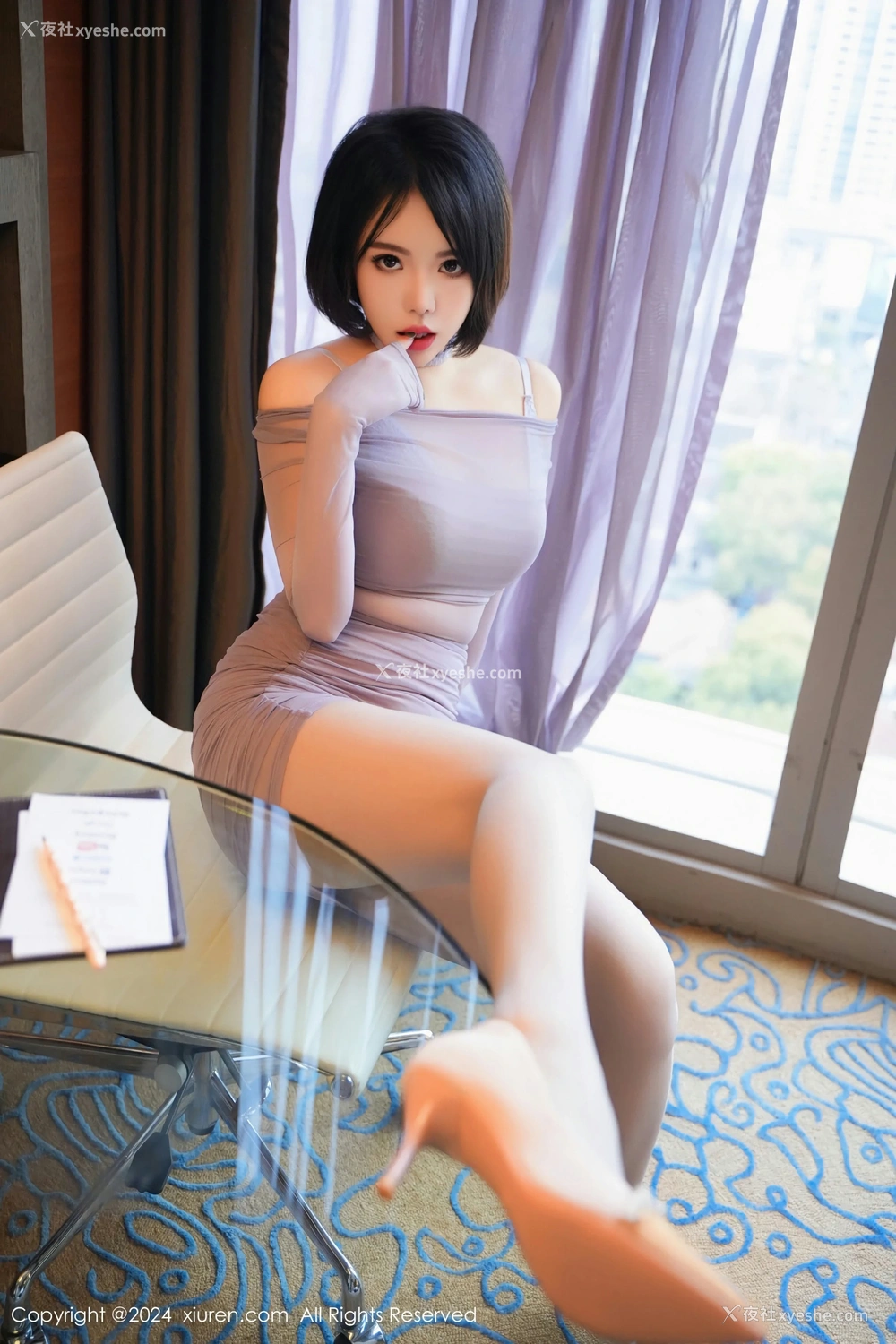 1P - [XiuRen秀人网] No.8391 陆萱雅