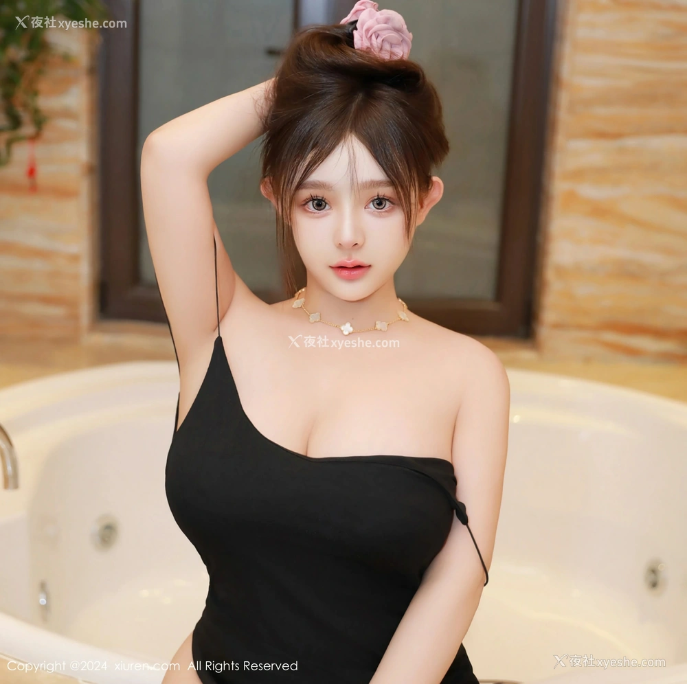 1P - [XiuRen秀人网] No.8911 娜娜子yy