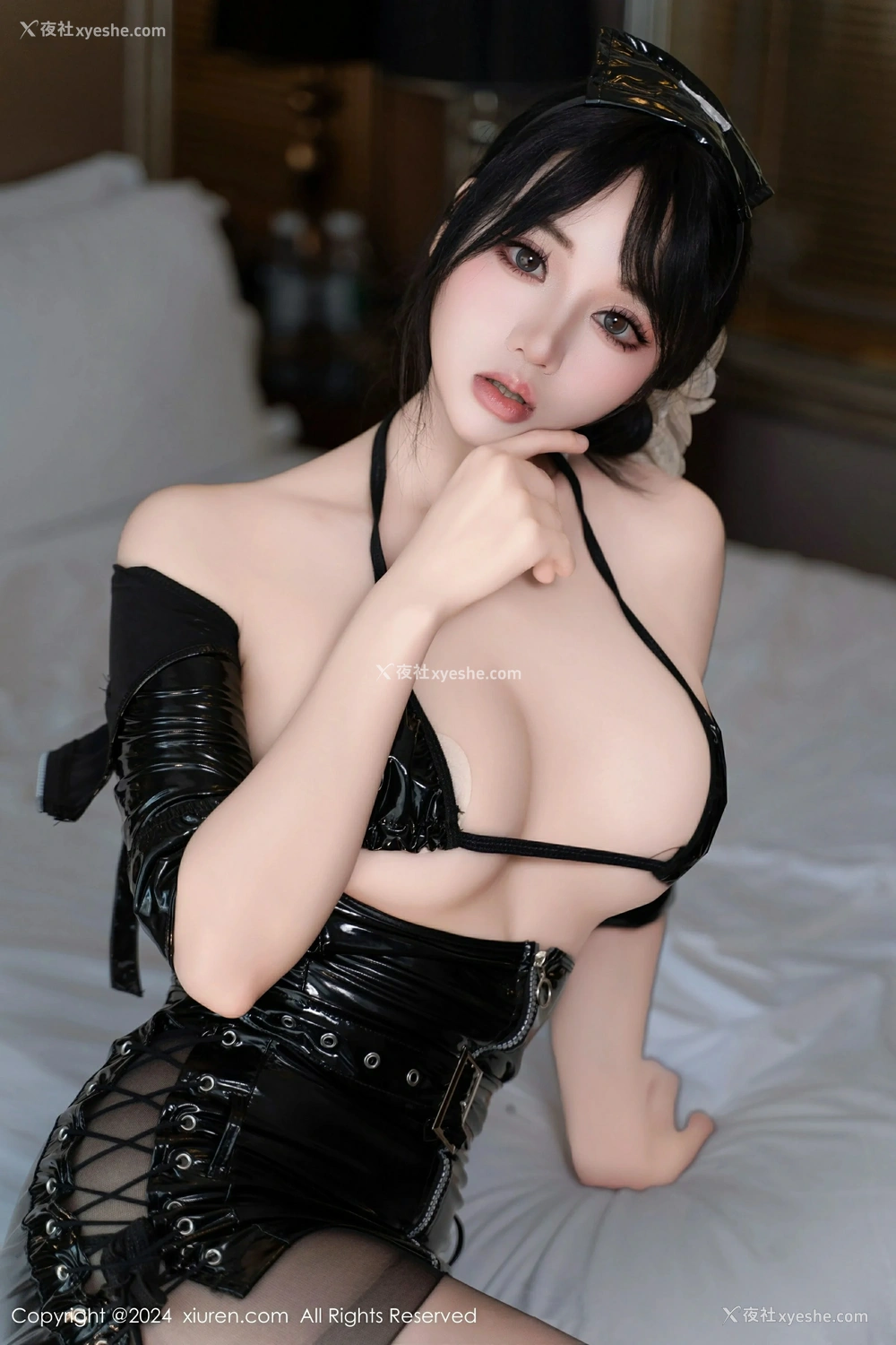 1P - [XiuRen秀人网] No.9331 汐汐爱吃草莓