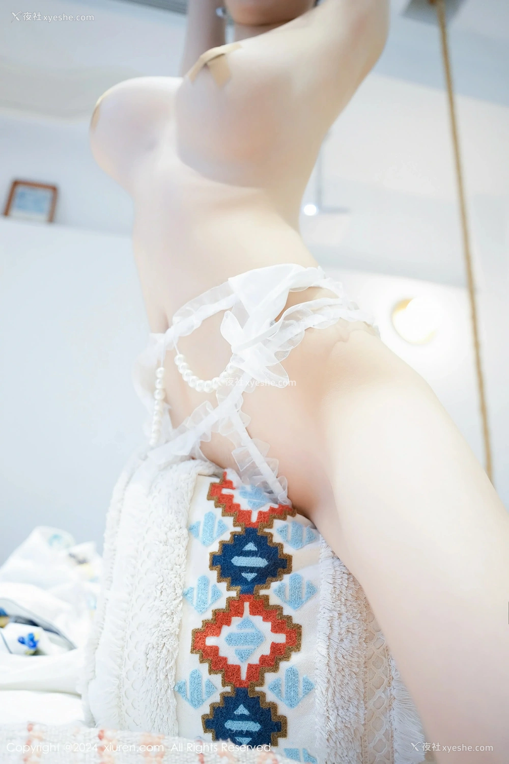 1P - [XiuRen秀人网] No.8745 Erikaki