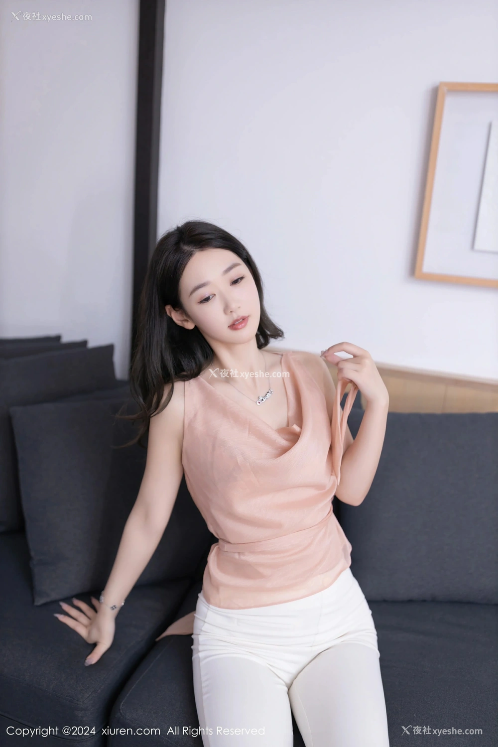 1P - [XiuRen秀人网] No.8714 唐安琪