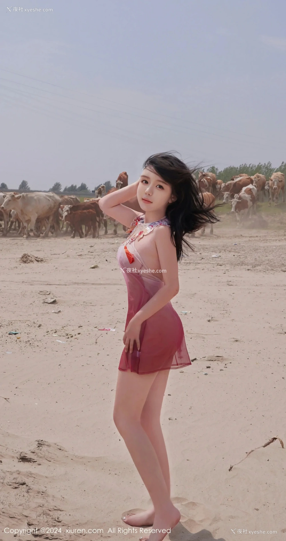 1P - [XiuRen秀人网] No.8777 小薯条nienie
