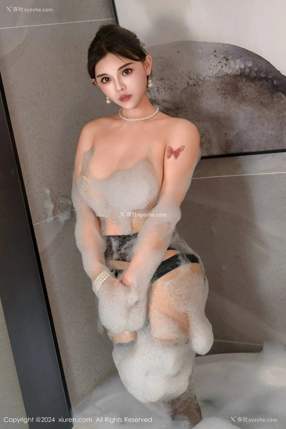 1P - [XiuRen秀人网] No.9143 小童颜