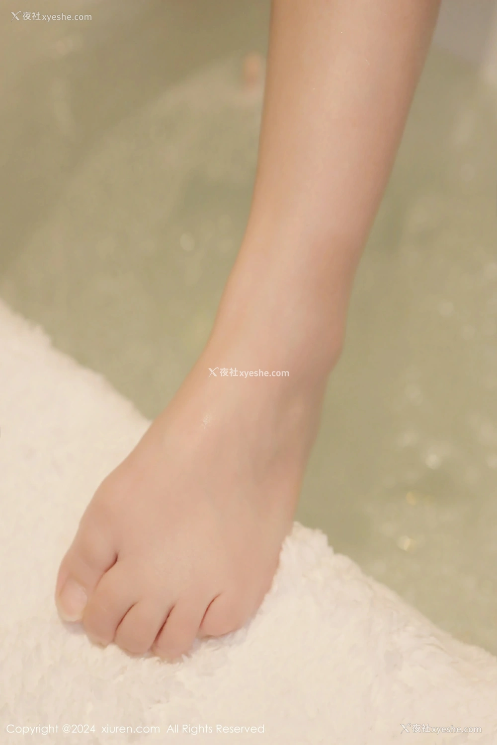 1P - [XiuRen秀人网] No.8323 沈思怡