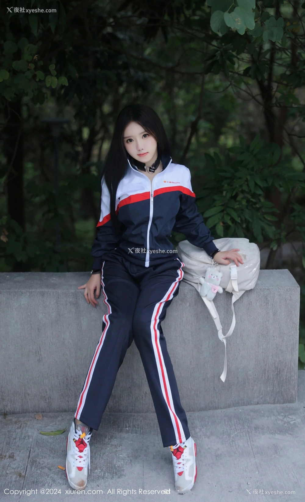 1P - [XiuRen秀人网] No.8335 小薯条nienie