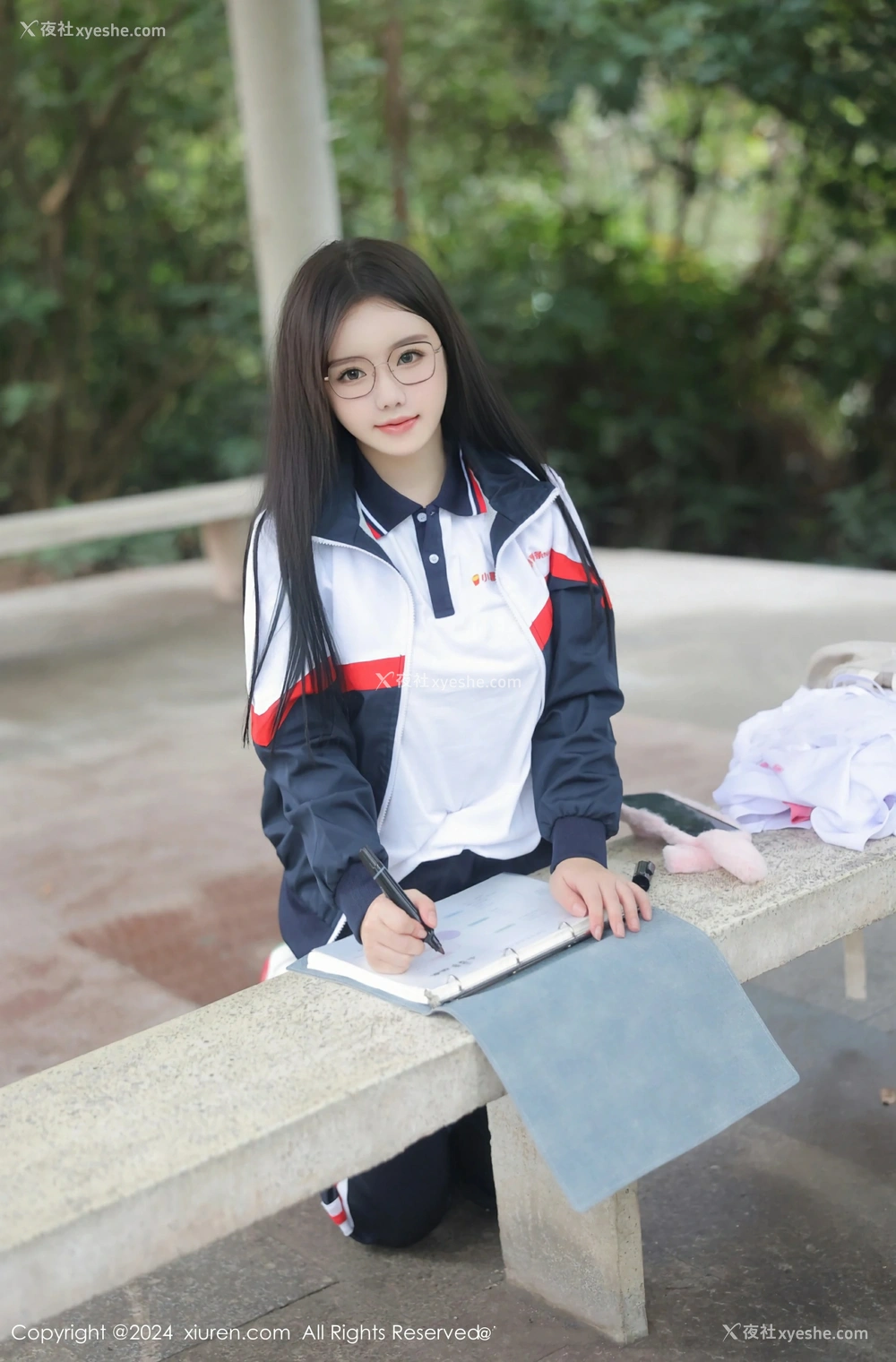 1P - [XiuRen秀人网] No.8335 小薯条nienie