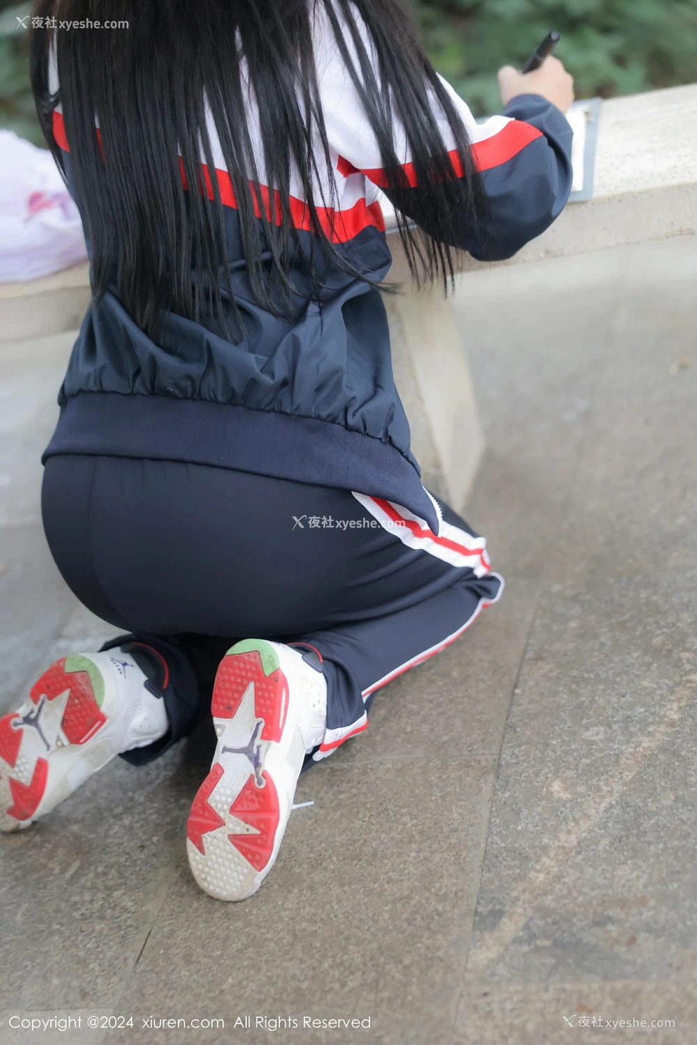 1P - [XiuRen秀人网] No.8335 小薯条nienie