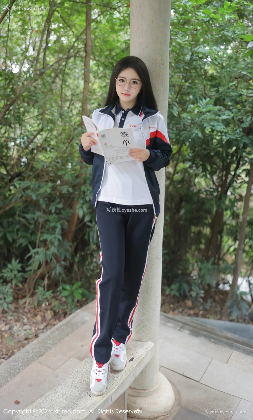 1P - [XiuRen秀人网] No.8335 小薯条nienie