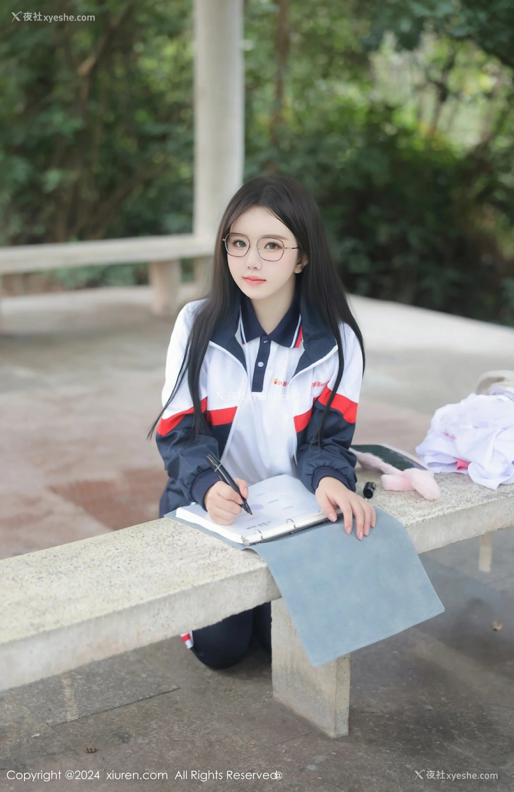 1P - [XiuRen秀人网] No.8335 小薯条nienie