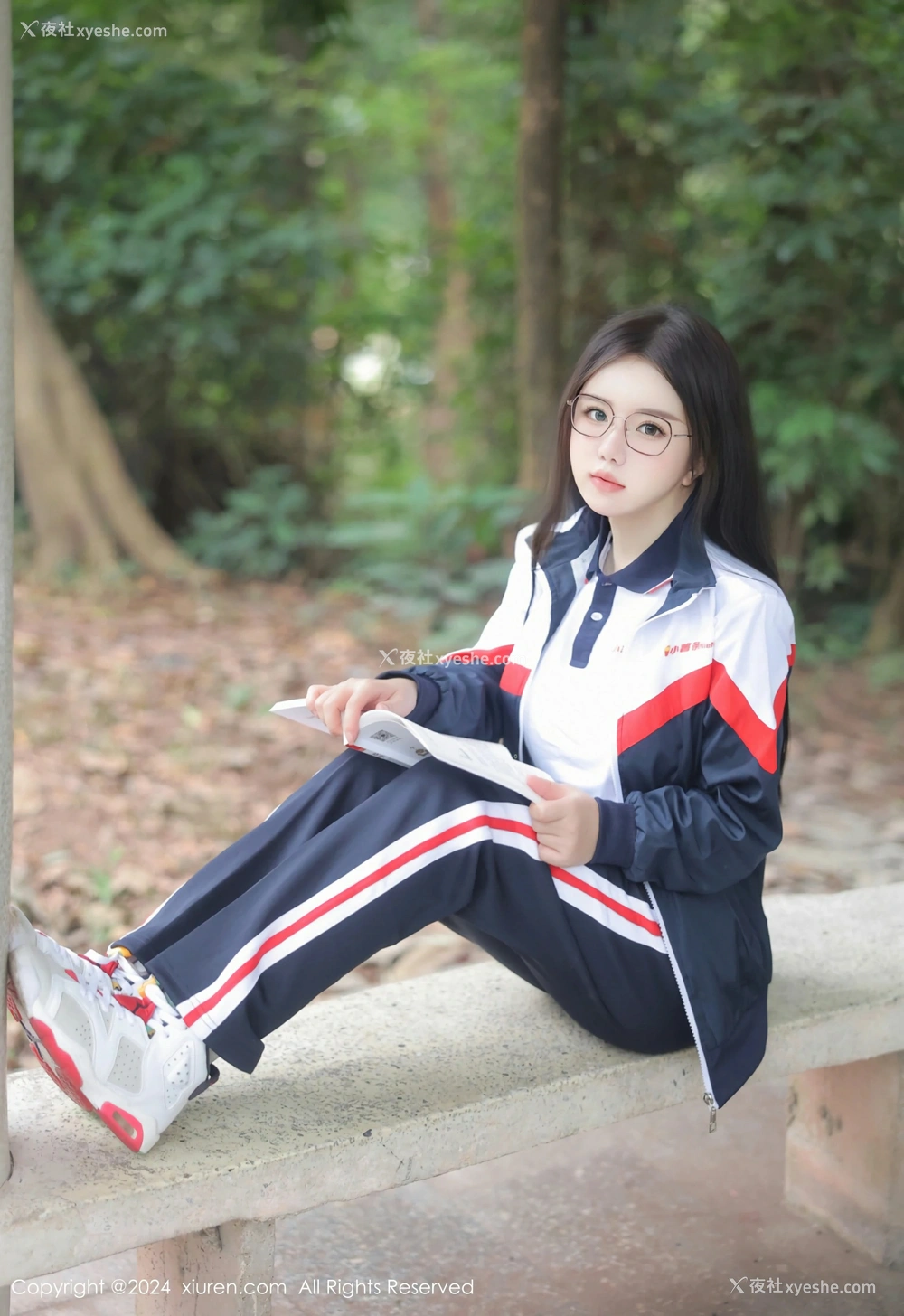 1P - [XiuRen秀人网] No.8335 小薯条nienie