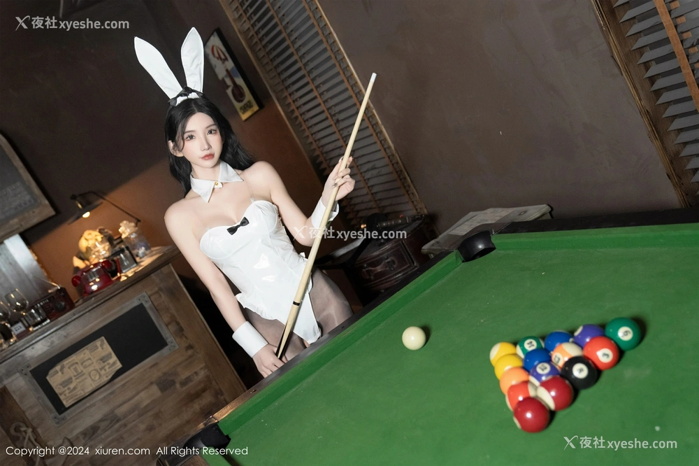 1P - [XiuRen秀人网] No.8318 周于希Sally