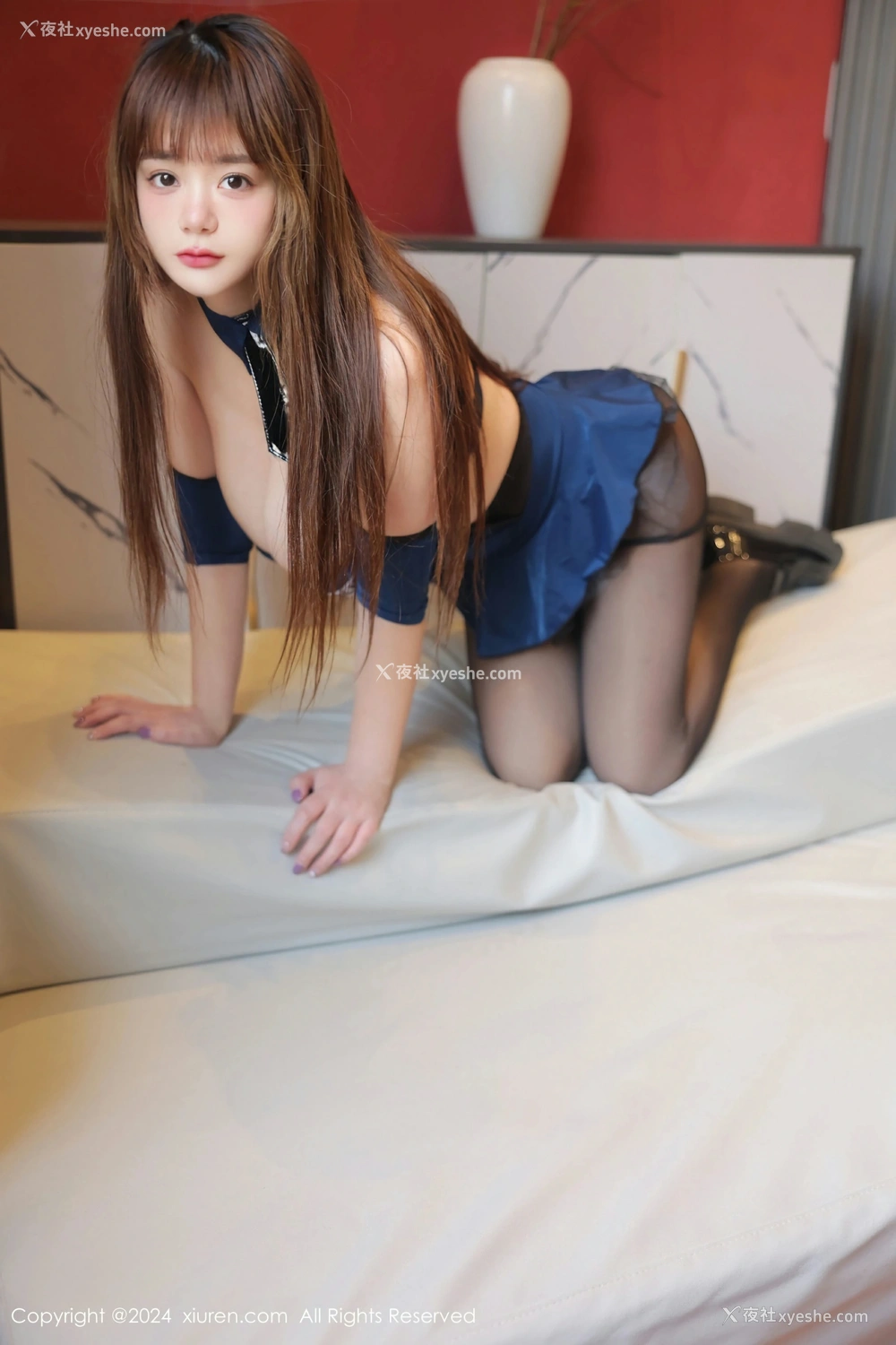 1P - [XiuRen秀人网] No.8304 陈柒柒