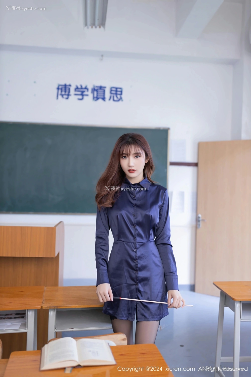 1P - [XiuRen秀人网] No.8309 陆萱萱