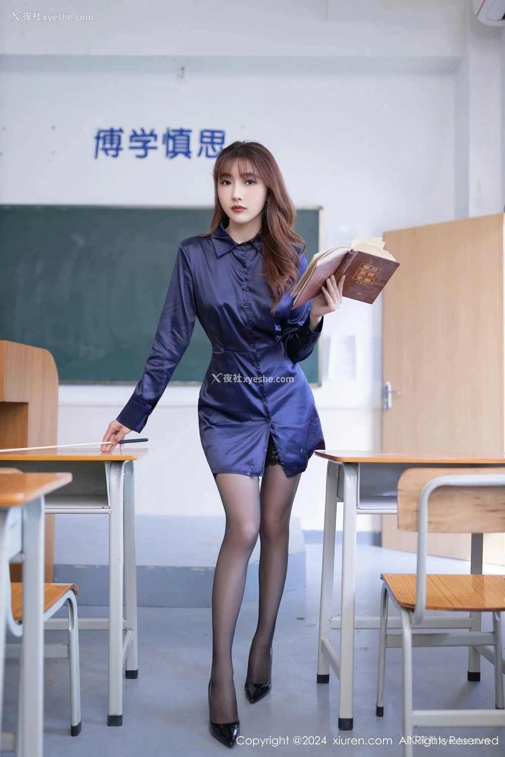 1P - [XiuRen秀人网] No.8309 陆萱萱