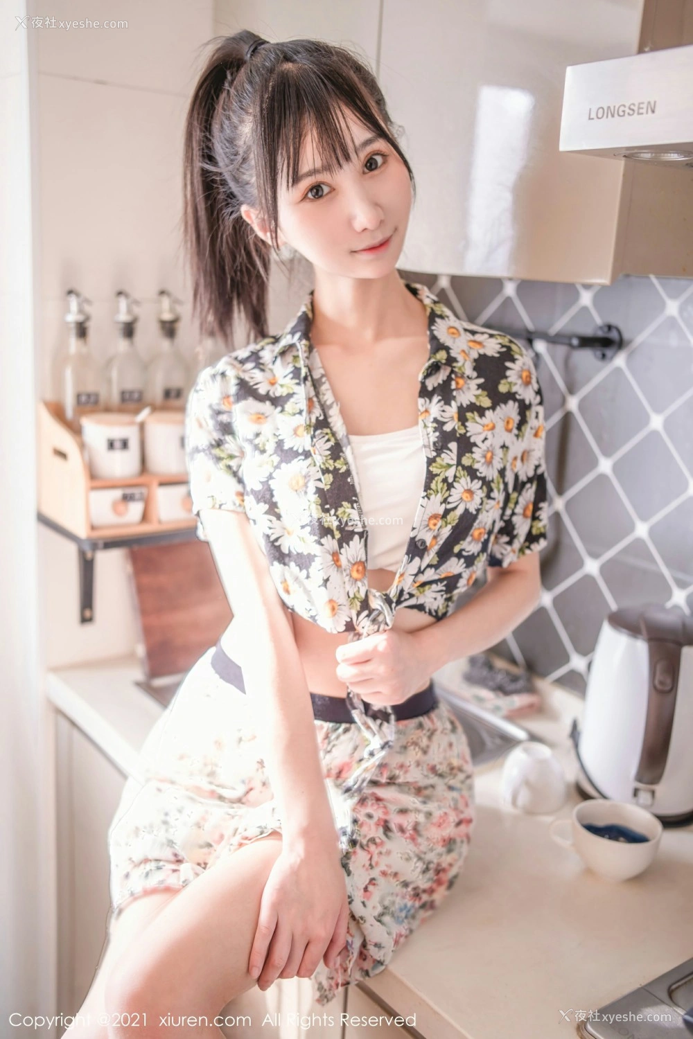 1P - [XiuRen秀人网] No.3711 小果冻儿