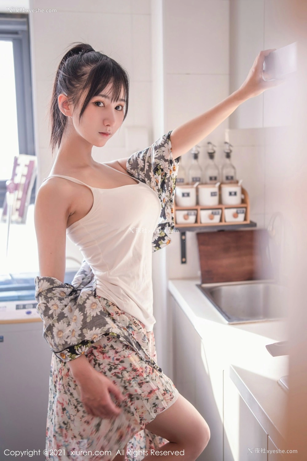 1P - [XiuRen秀人网] No.3711 小果冻儿