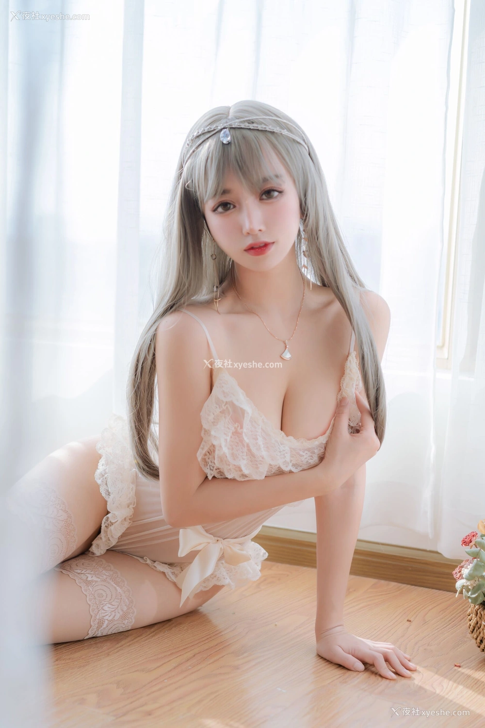1P - 过期米线线喵《凡尔赛公主》