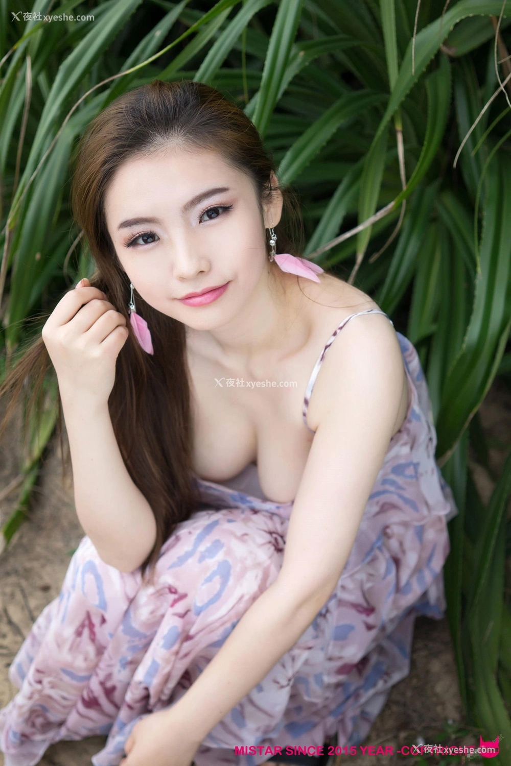 1P - 佳妮Jenny 人体私拍作品《沉默的花》
