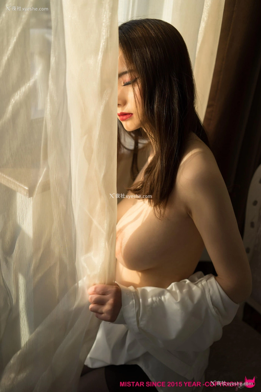 1P - 佳妮Jenny 人体私拍作品《沉默的花》