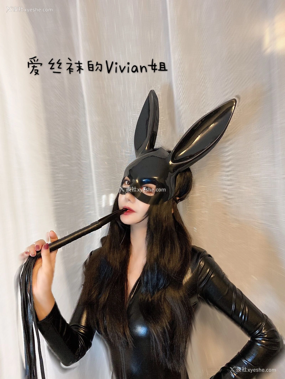 1P - 爱丝袜的Vivian姐《推特合集》