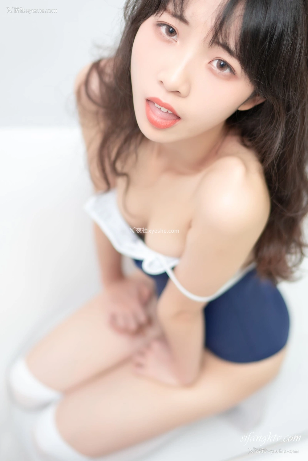 1P - murmure酱《白丝女仆》