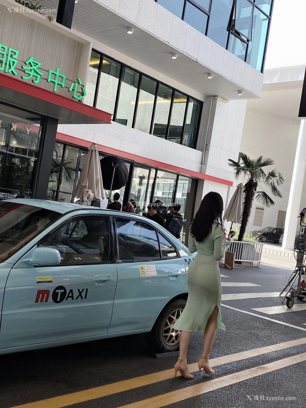 1P - 【网络收集】秀人网模特 芝芝Booty 福利合集