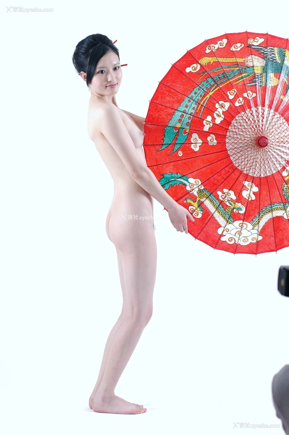 1P - 国模亚美人体私拍套图