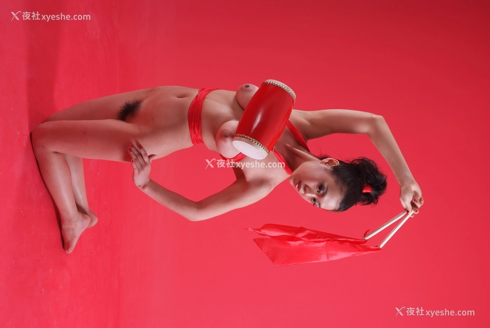 1P - 国模菜叶&杨芳&球球人体私拍套图