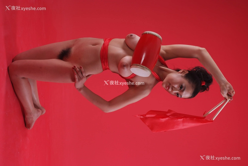 1P - 国模菜叶&杨芳&球球人体私拍套图