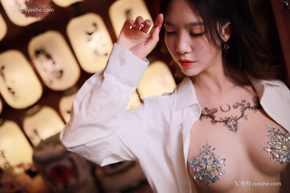 1P - 抖娘·利世《钻》