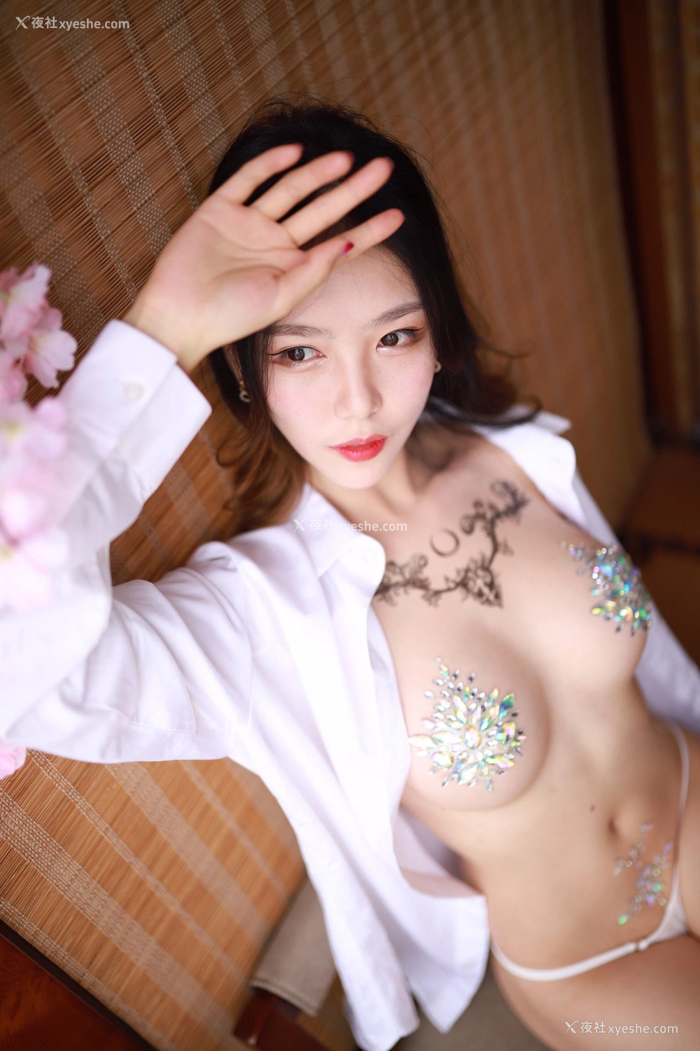 1P - 抖娘·利世《钻》