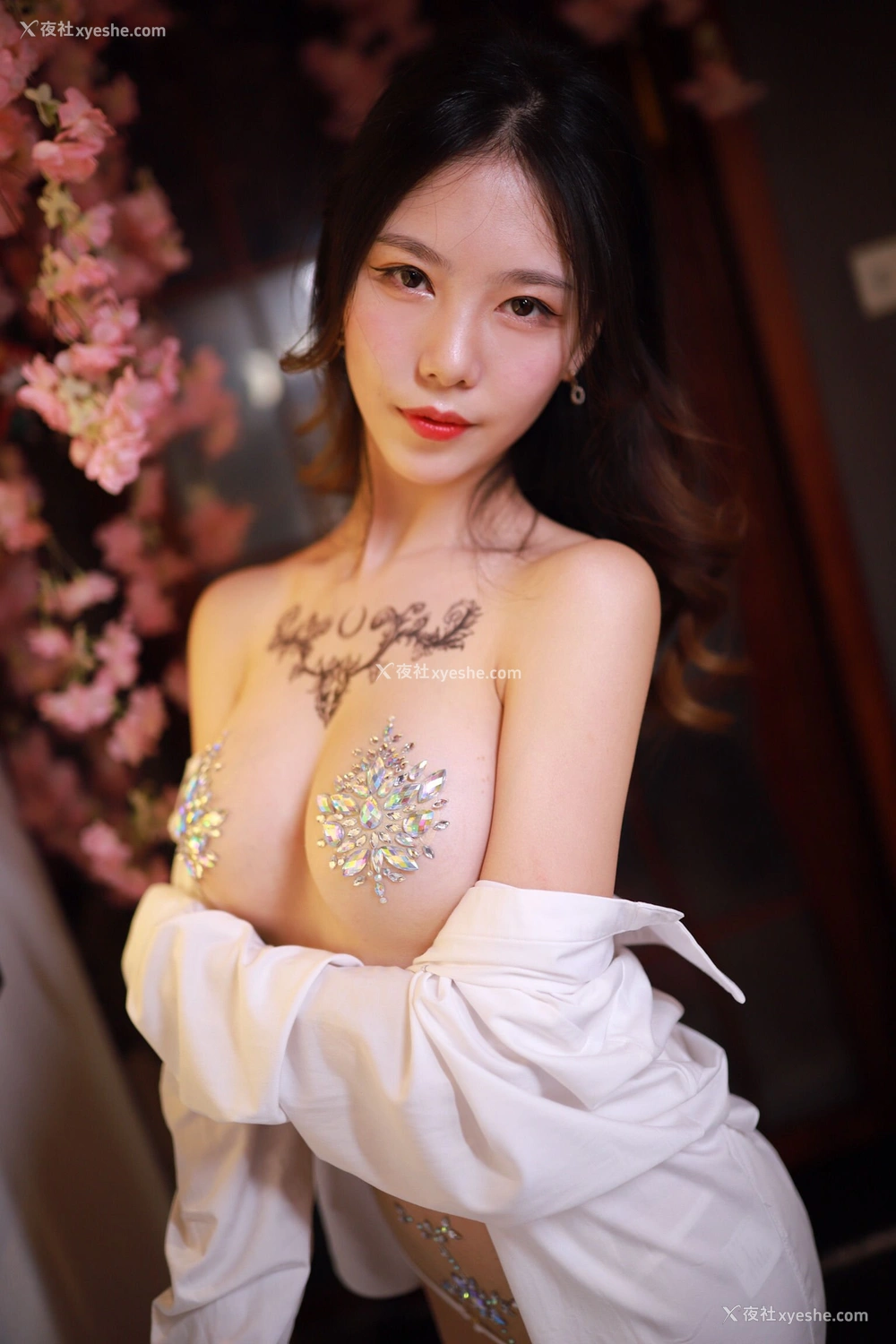 1P - 抖娘·利世《钻》