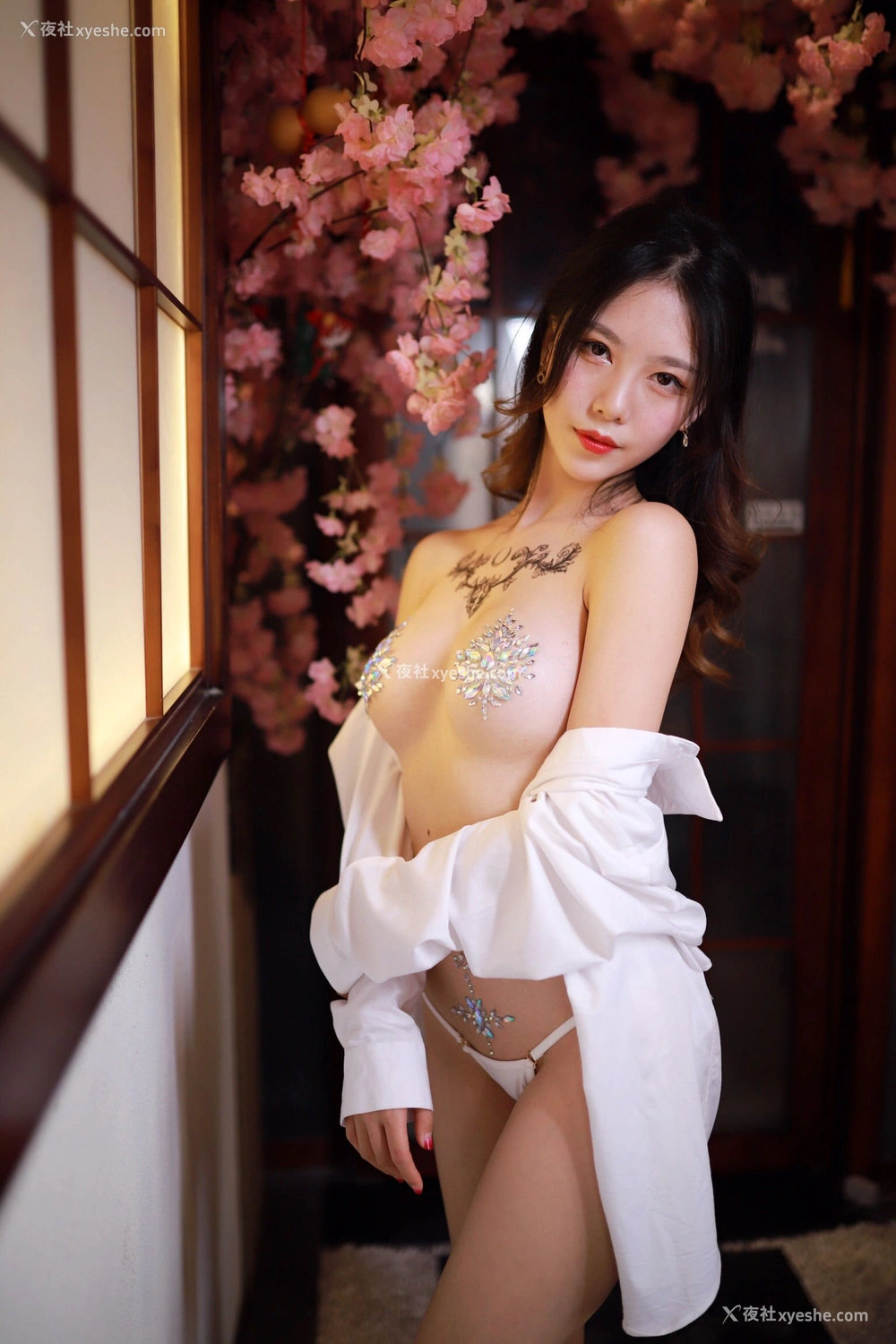 1P - 抖娘·利世《钻》