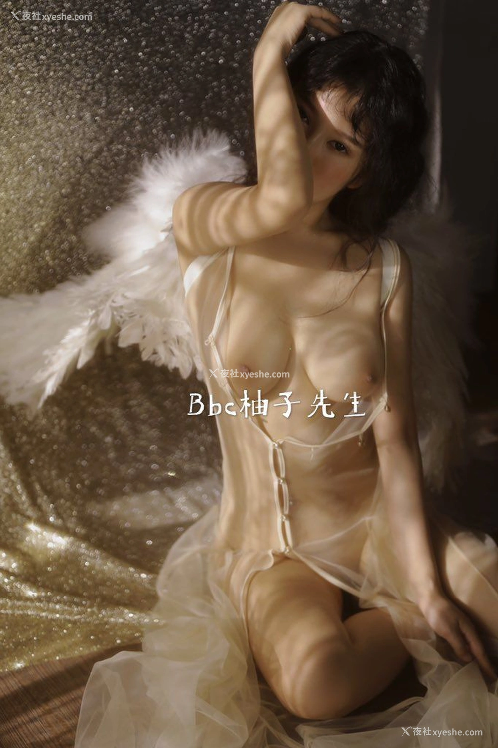 1P - 【网络收集】推特色影大神 Bbc柚子先生 大尺度私拍合集