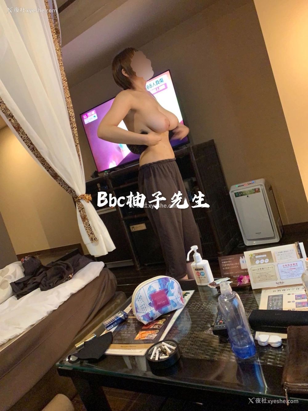1P - 【网络收集】推特色影大神 Bbc柚子先生 大尺度私拍合集