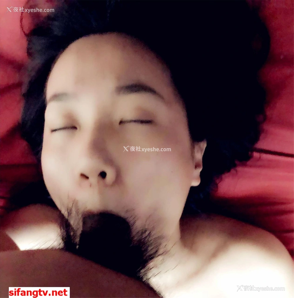 1P - 美女如云，某高端换妻私密群内部泄露