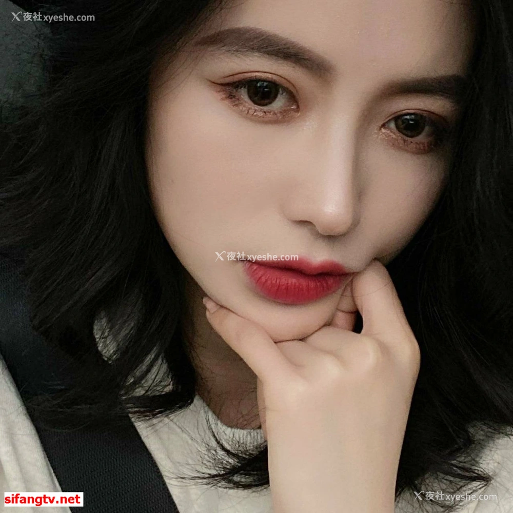 1P - 美女如云，某高端换妻私密群内部泄露