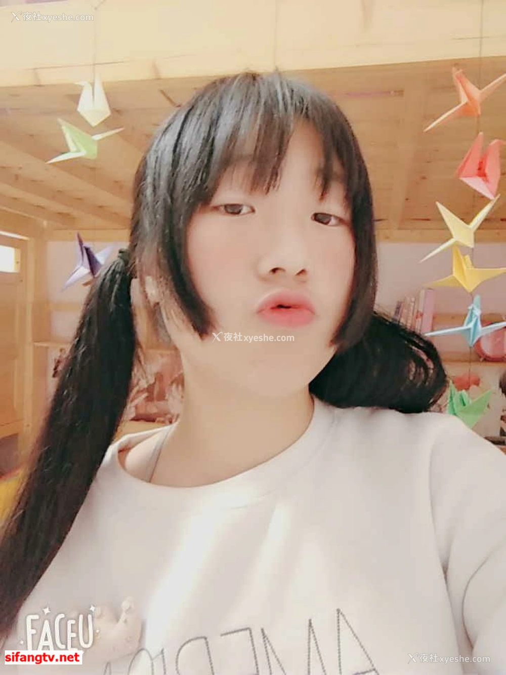 1P - 美女如云，某高端换妻私密群内部泄露