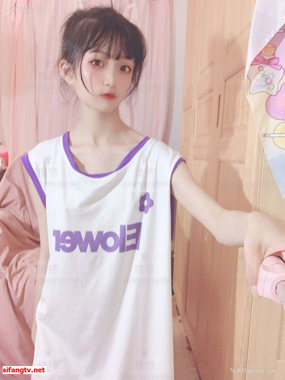 1P - 美女如云，某高端换妻私密群内部泄露