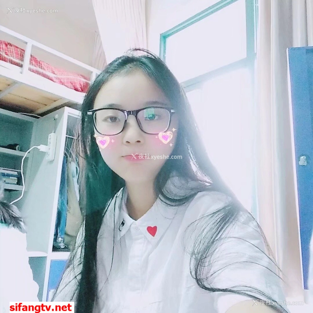1P - 美女如云，某高端换妻私密群内部泄露