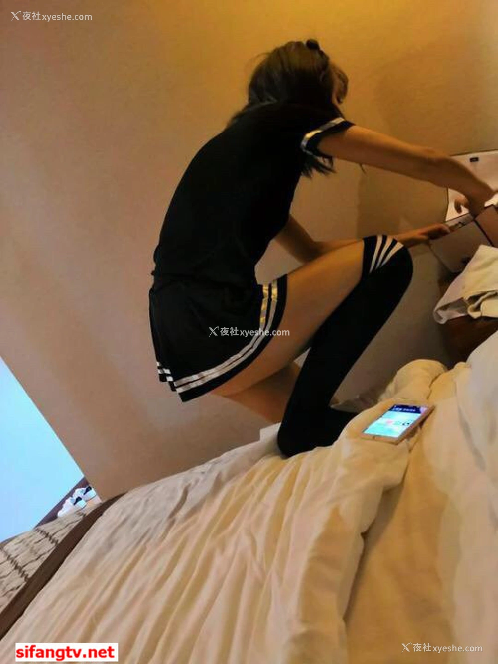 1P - 美女如云，某高端换妻私密群内部泄露