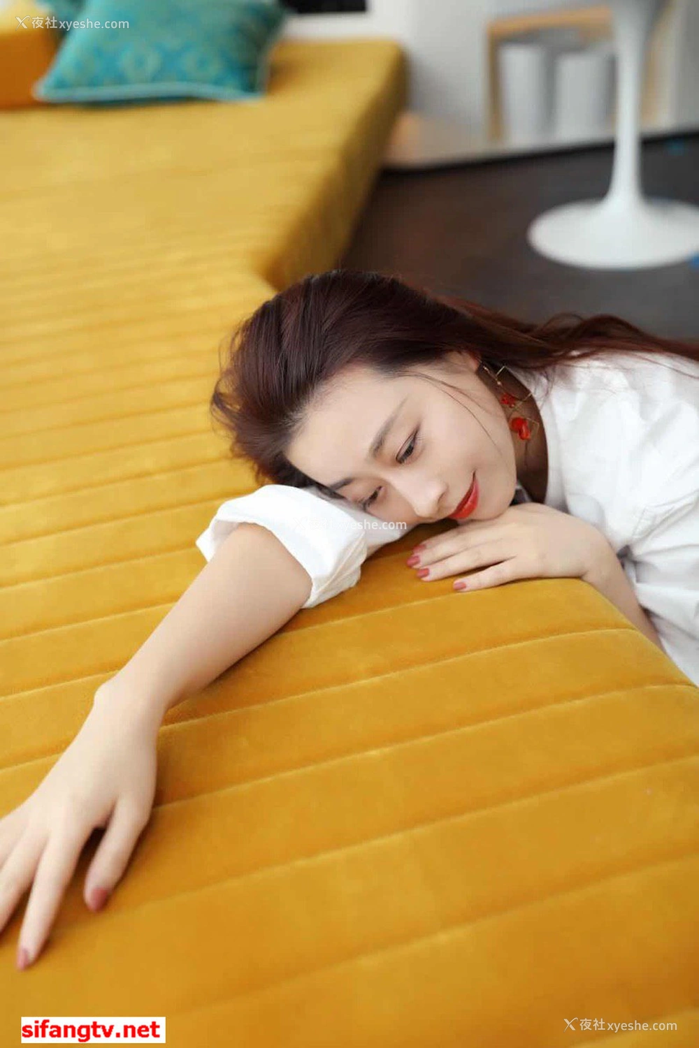 1P - 美女如云，某高端换妻私密群内部泄露