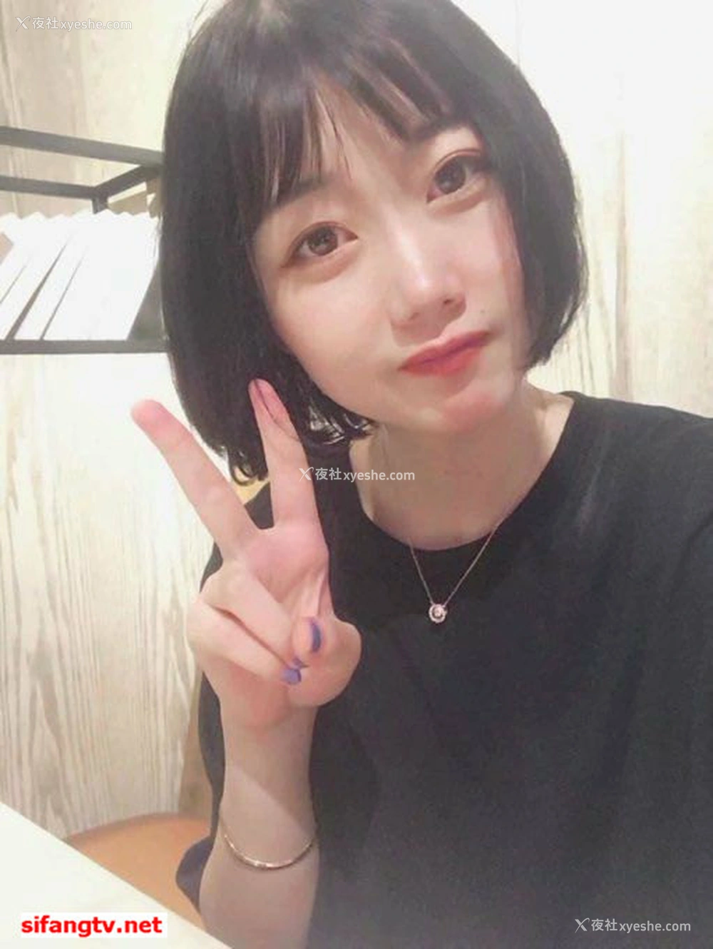 1P - 美女如云，某高端换妻私密群内部泄露