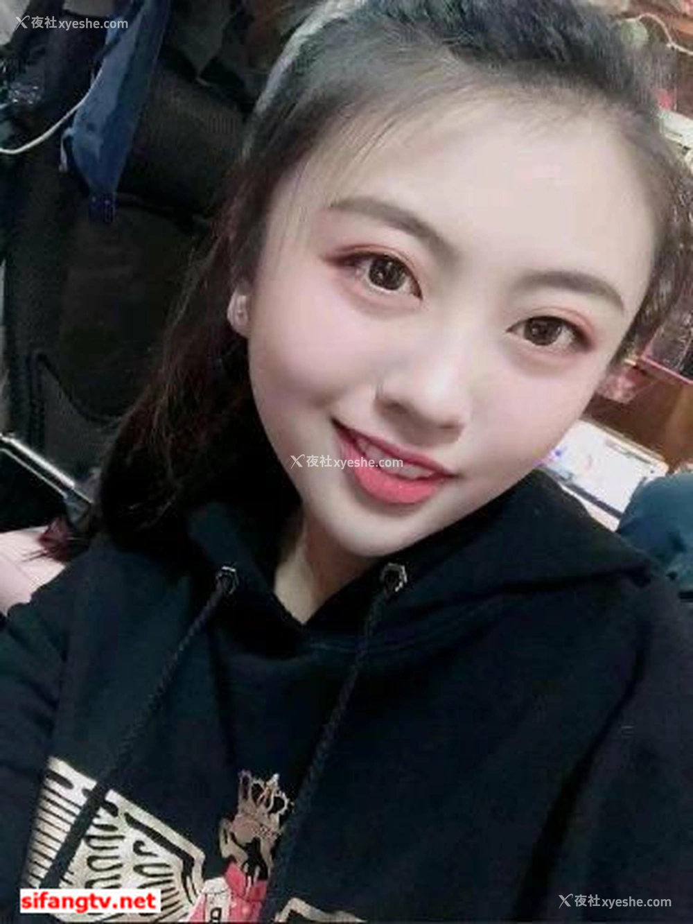1P - 美女如云，某高端换妻私密群内部泄露