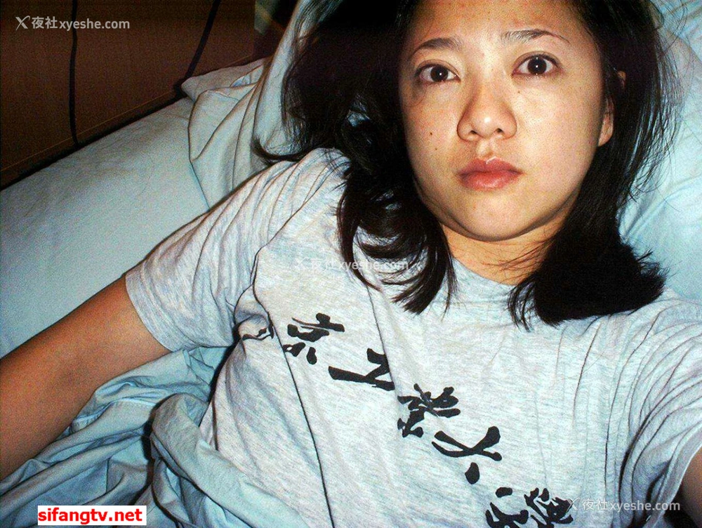 1P - 美女如云，某高端换妻私密群内部泄露