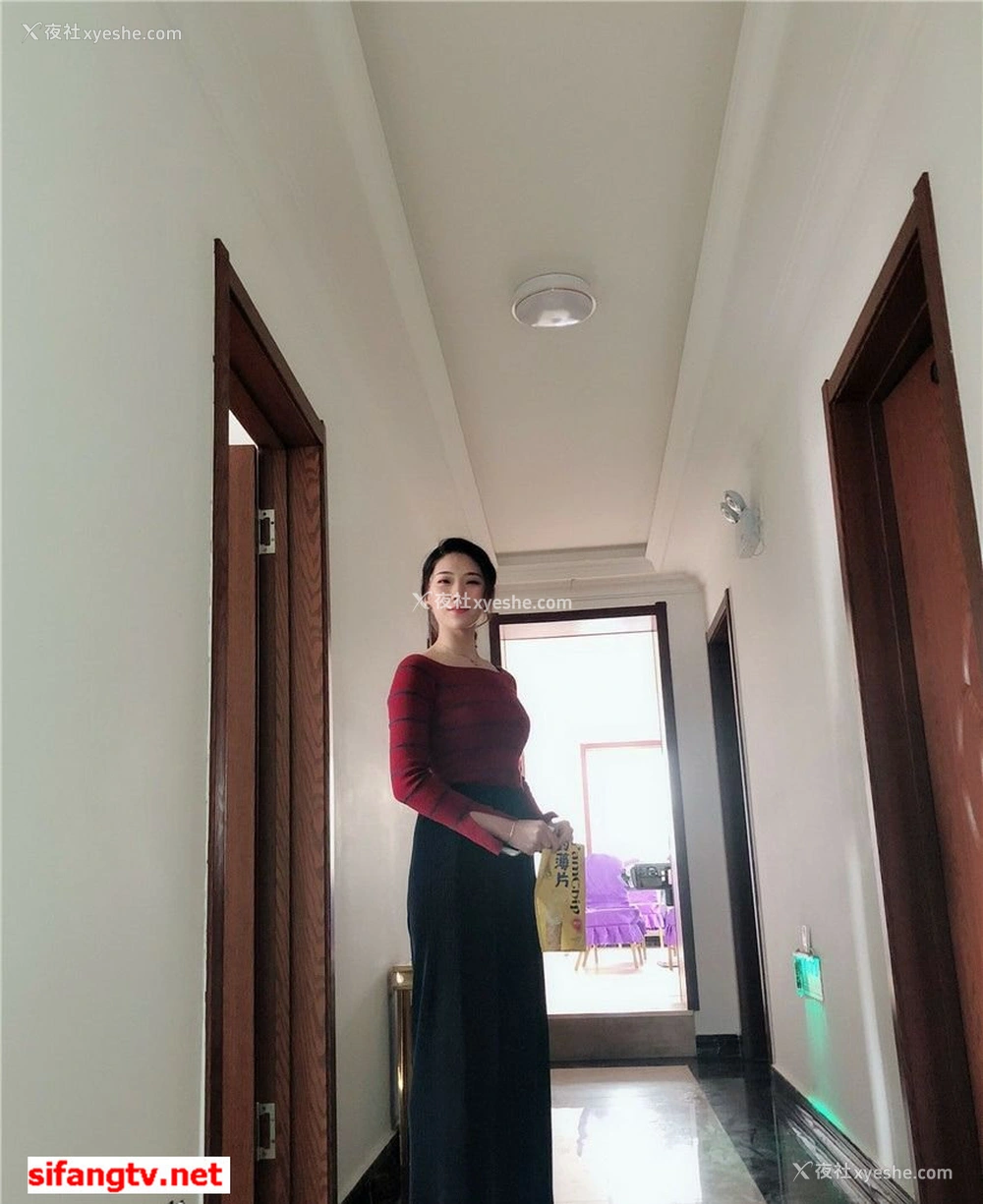 1P - 美女如云，某高端换妻私密群内部泄露