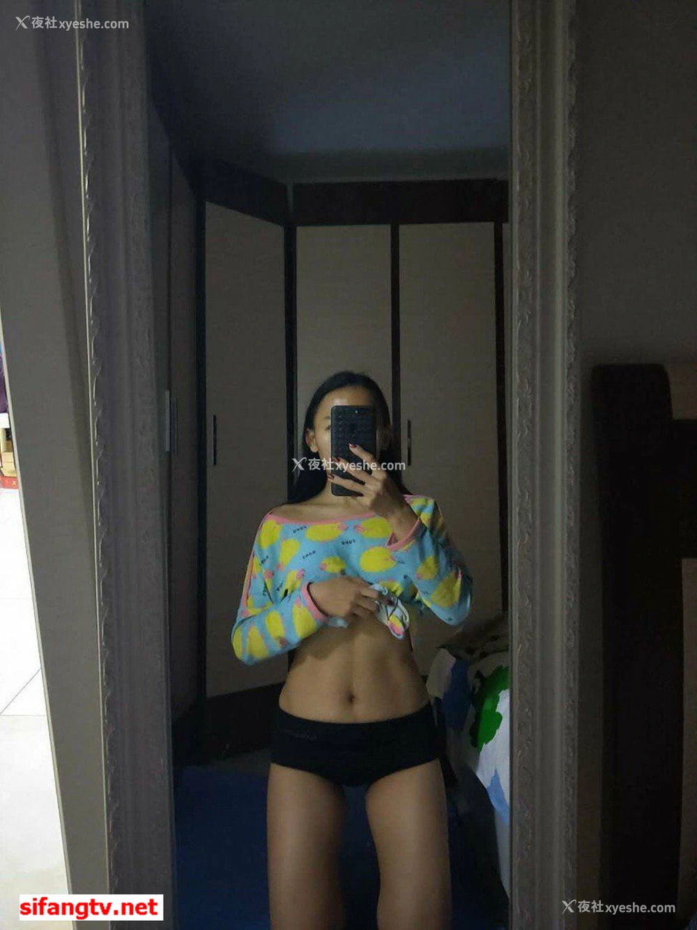 1P - 美女如云，某高端换妻私密群内部泄露