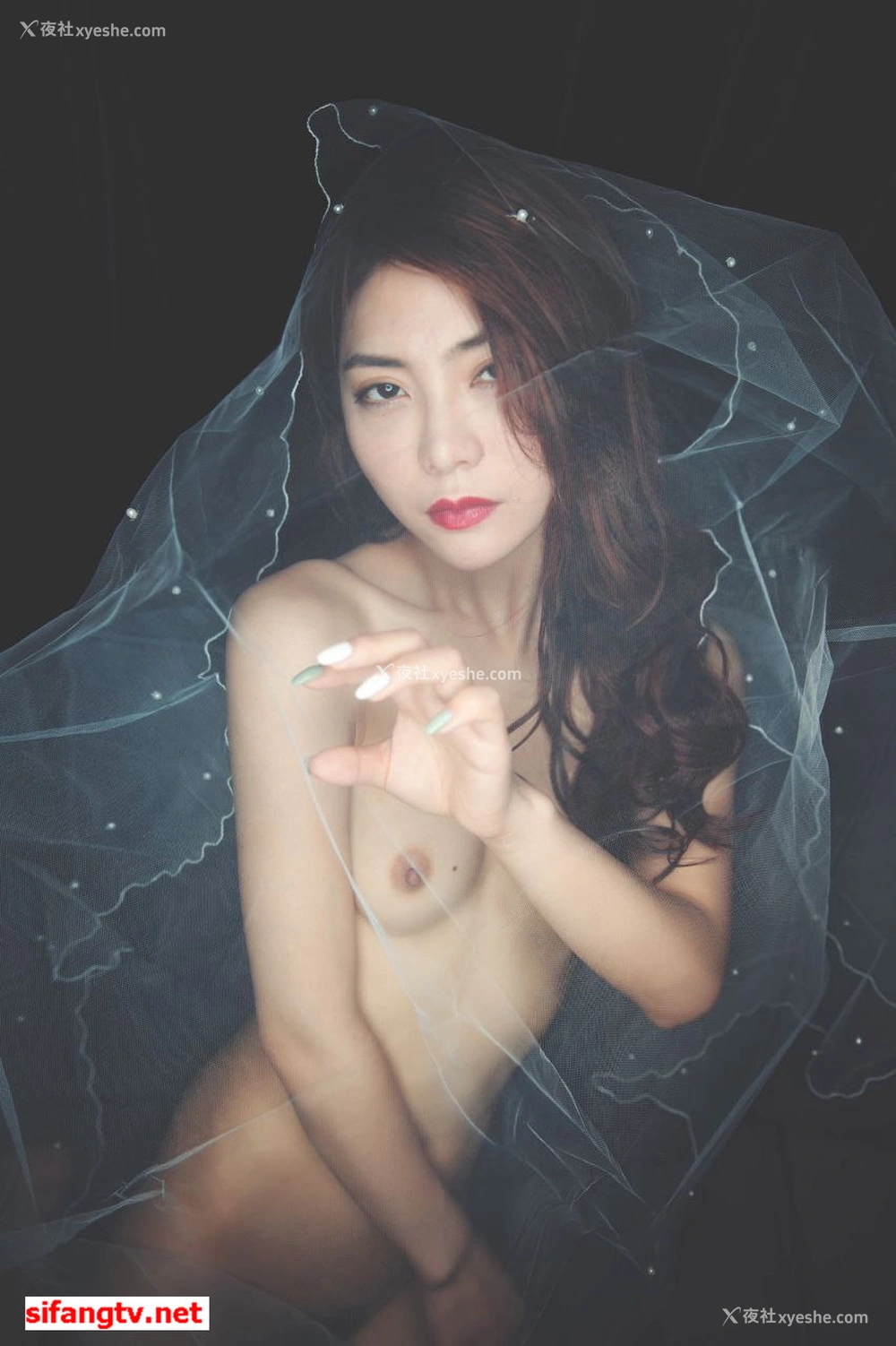 1P - 美女如云，某高端换妻私密群内部泄露