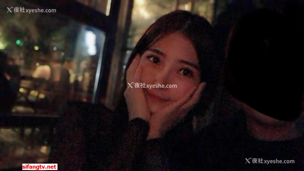 1P - 美女如云，某高端换妻私密群内部泄露