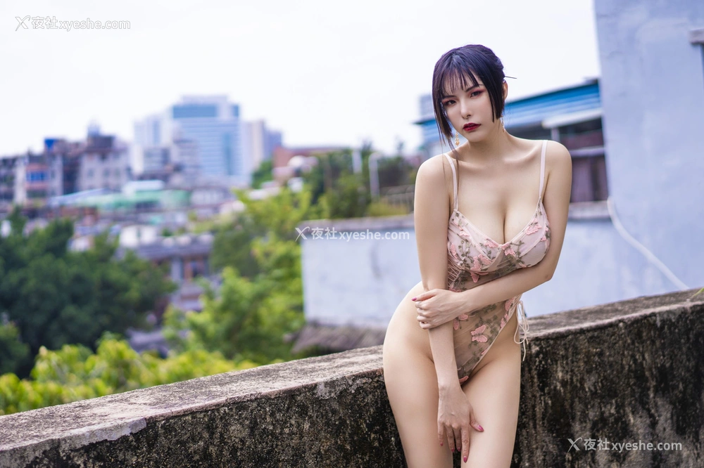 1P - 秋和柯基《天台》